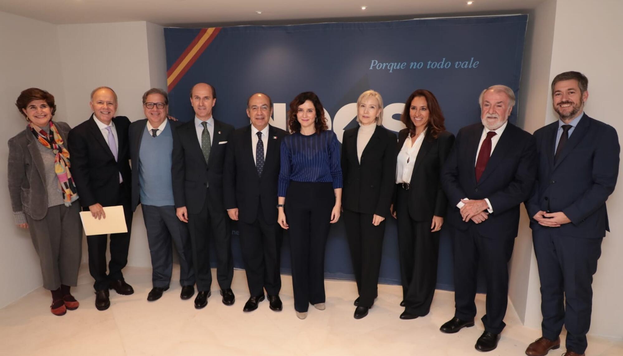 Isabel Díaz Ayuso y Felipe Calderón